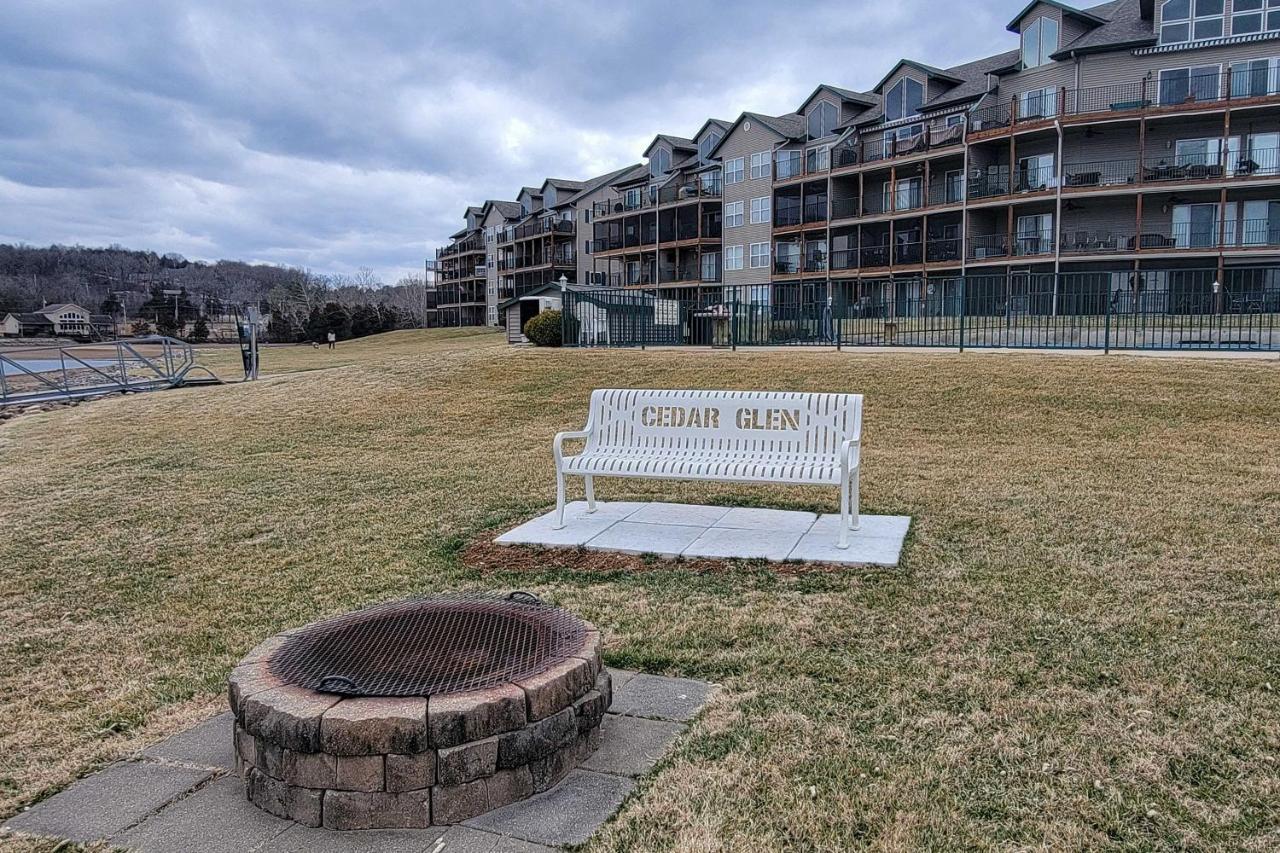 Step-Free Camdenton Condo With Boat Ramp, Dock, Slip Εξωτερικό φωτογραφία
